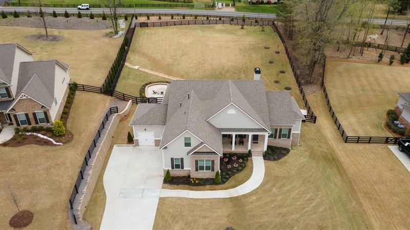 Property Photo:  106 Registry Lane  GA 30115 