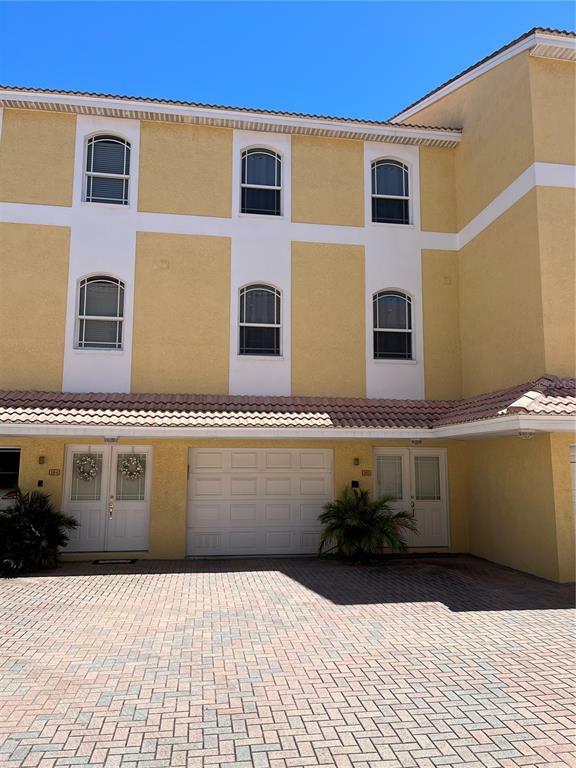 Property Photo:  11595 Gulf Boulevard 5  FL 33706 