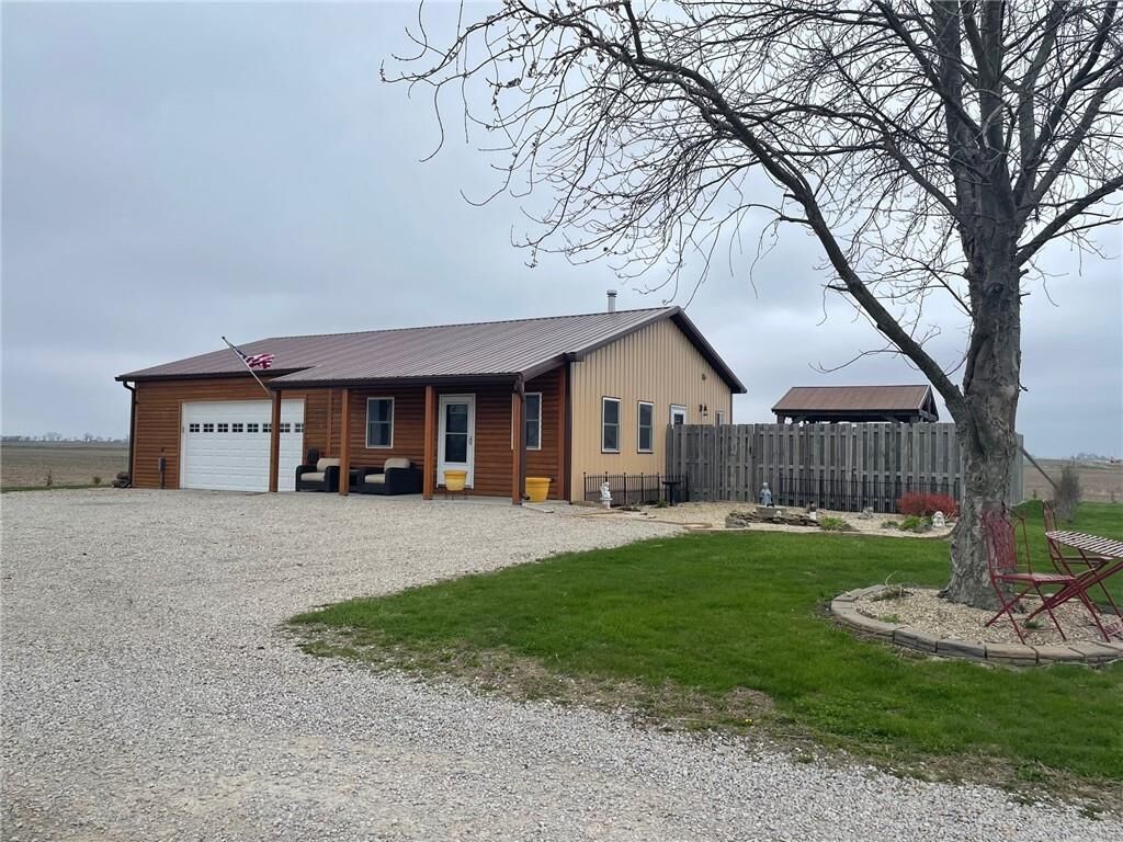 Property Photo:  9089 N County Road 700E  IL 61938 