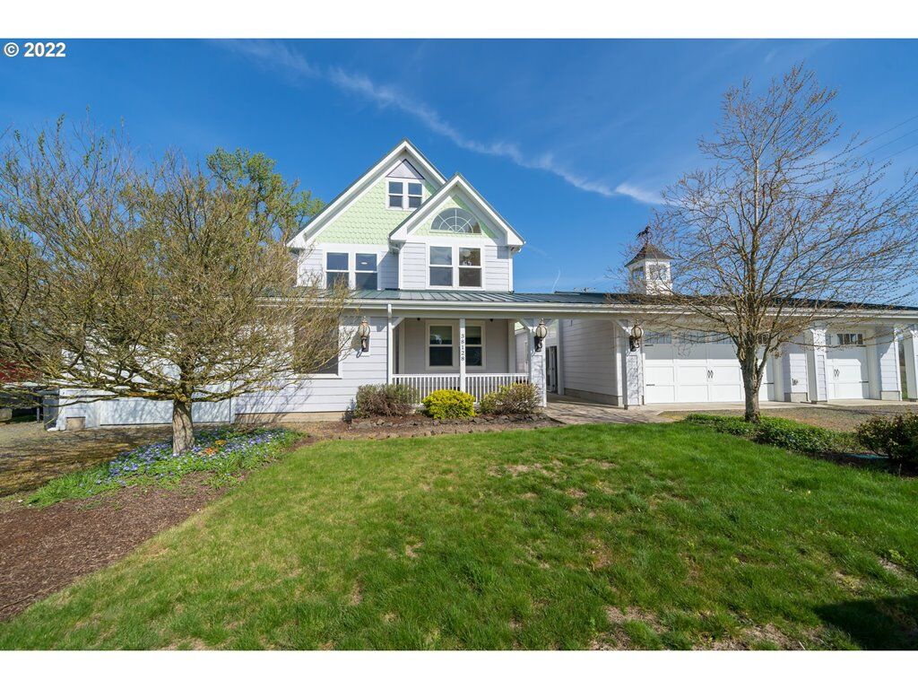 Property Photo:  38128 Kelly Rd  OR 97374 