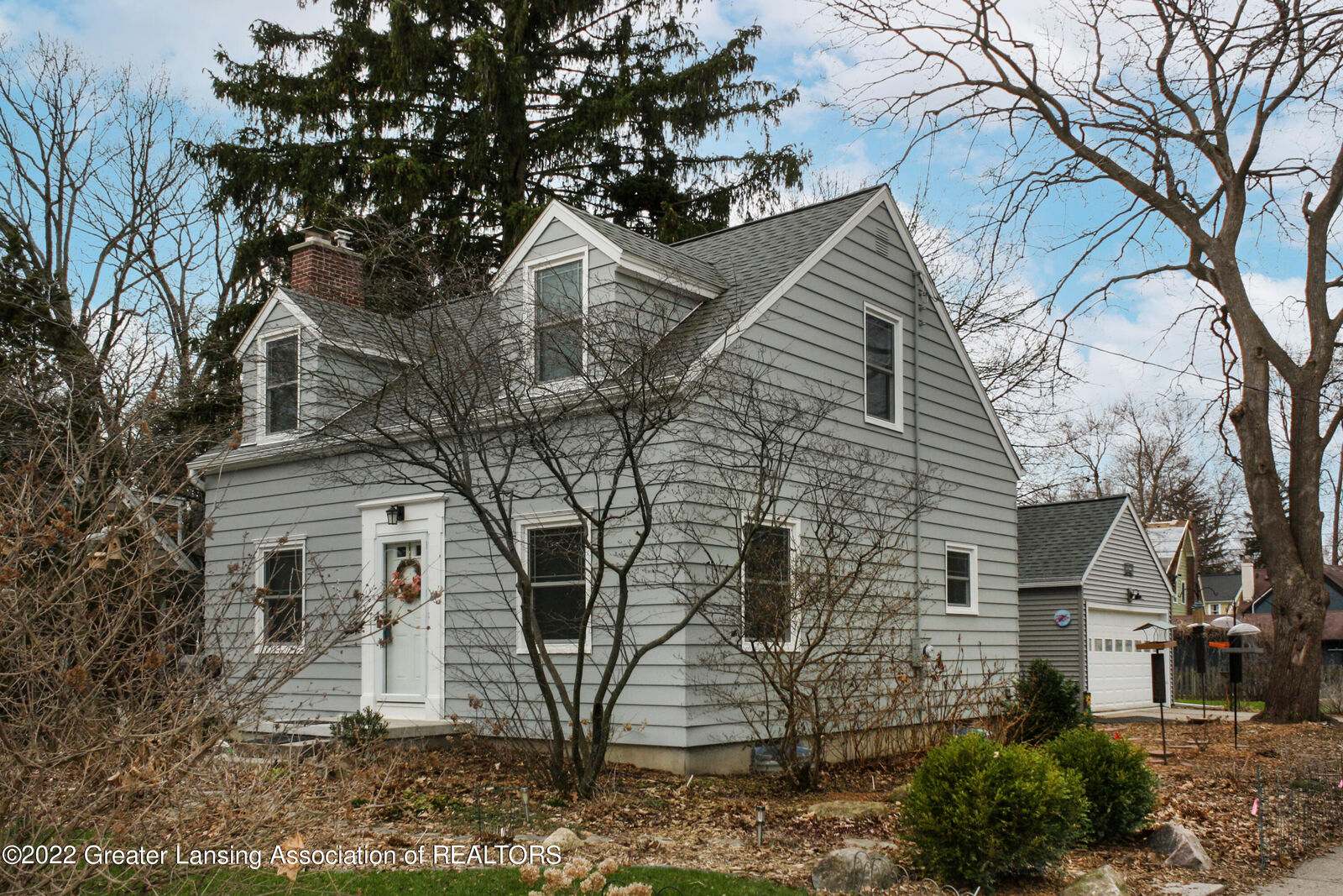Property Photo: 951 Sunset Lane MI 48823