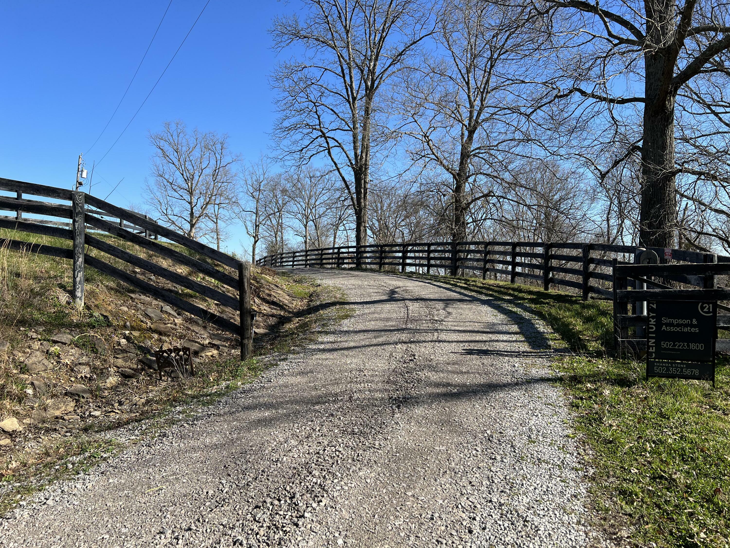 Property Photo:  586 Wright Road Road  KY 40601 