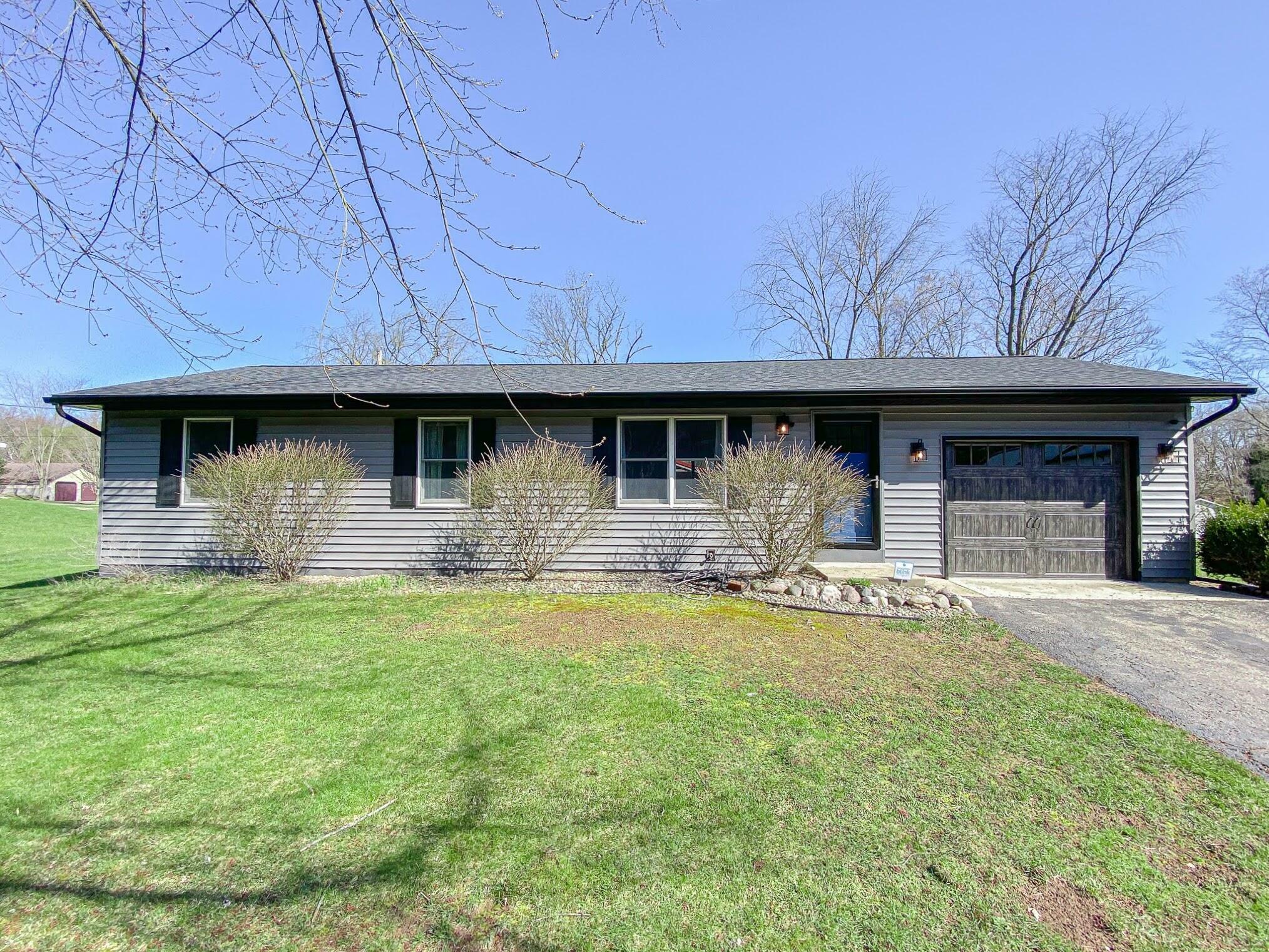 Property Photo:  50124 Circle Drive  MI 49047 