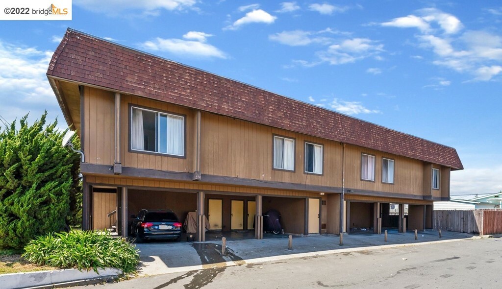 Property Photo: 2367 Clinton CA 94804