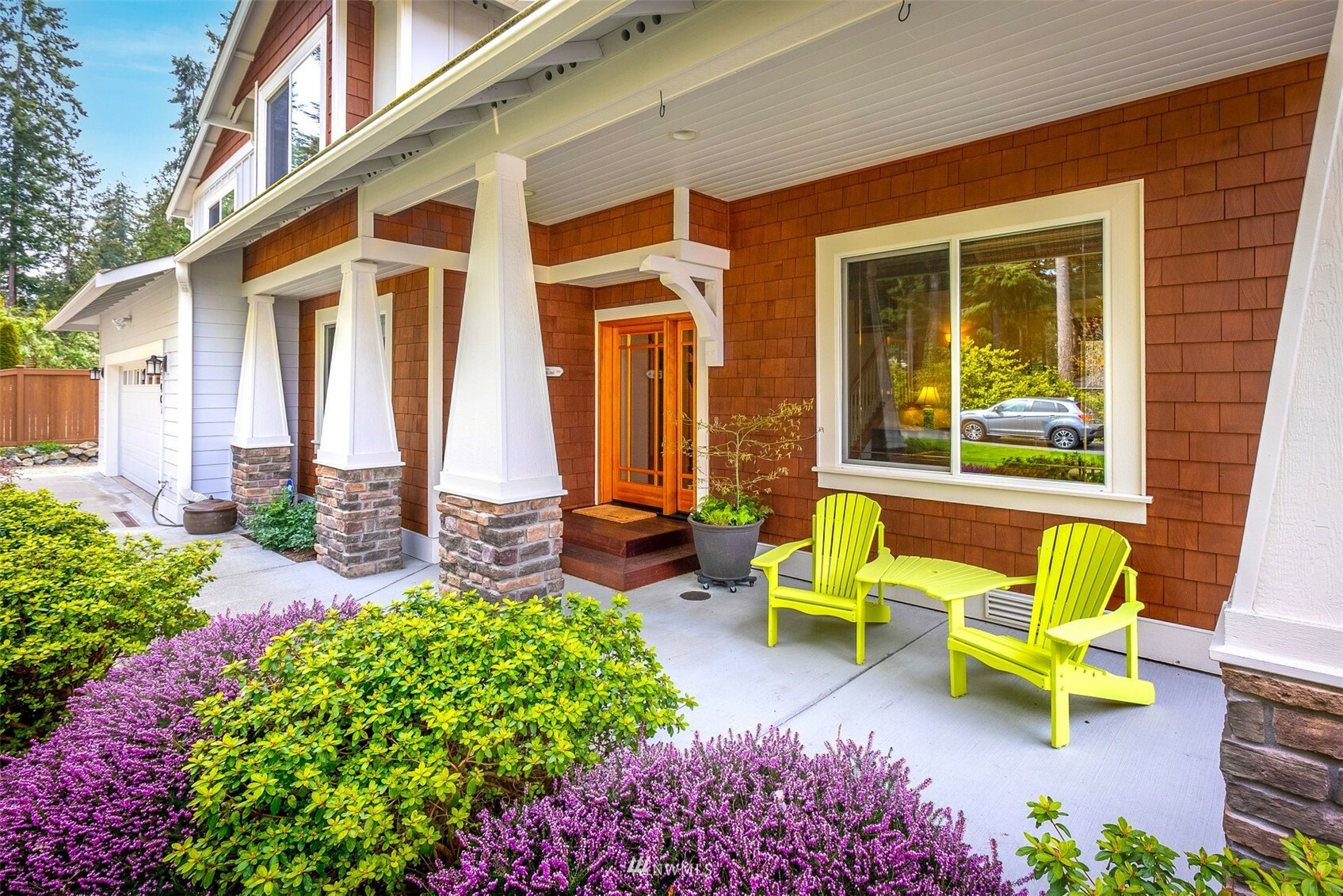 Property Photo:  23907 104th Avenue W  WA 98020 