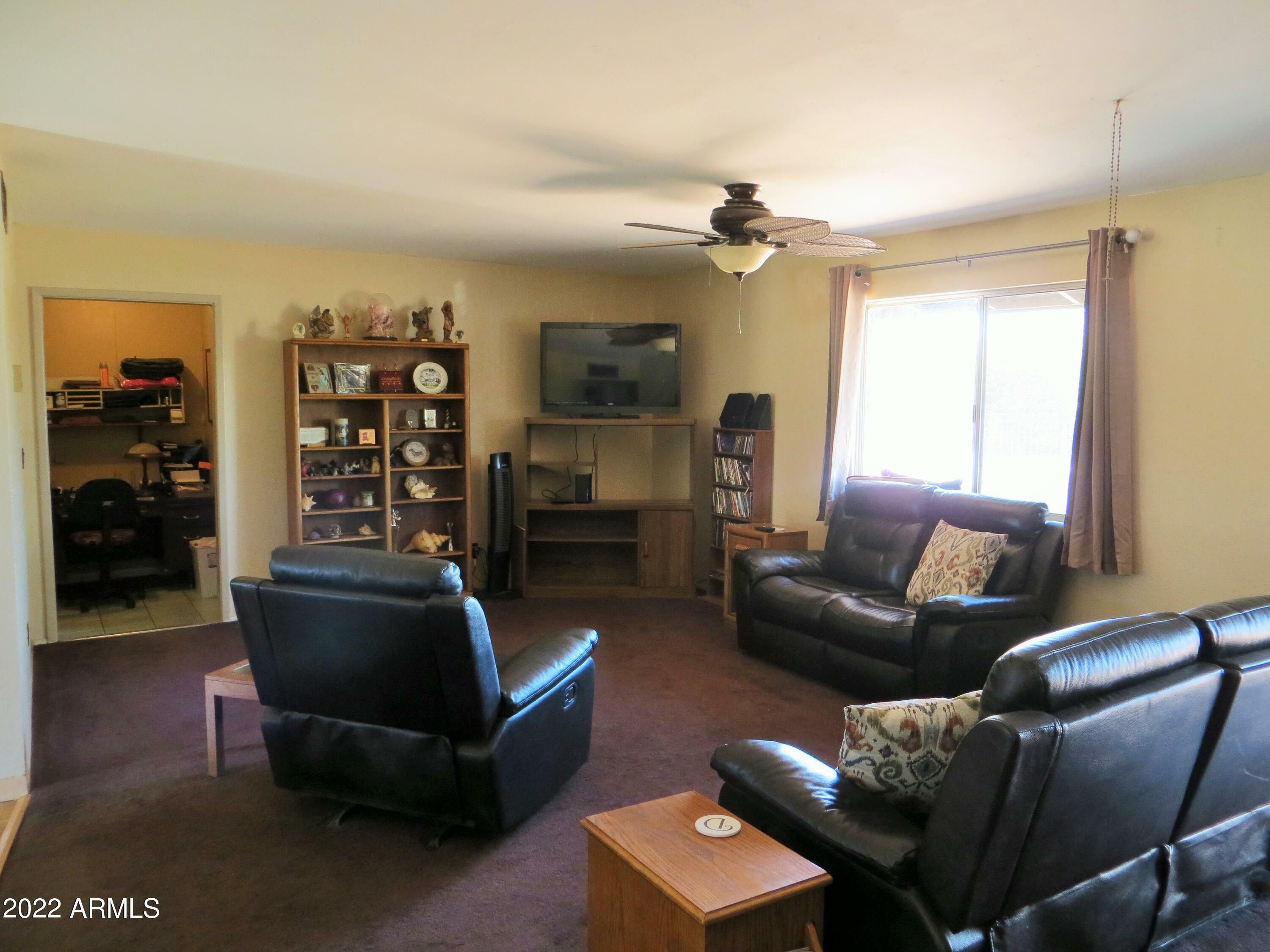 Property Photo:  673 E Kachina Avenue  AZ 85119 