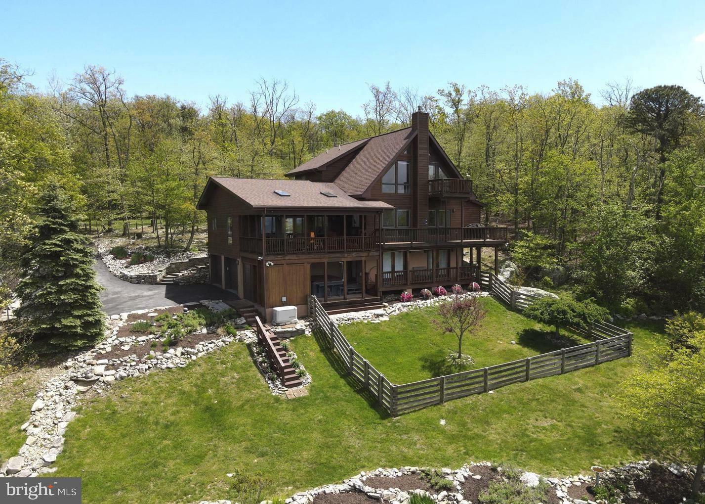 Property Photo:  1332 Eagles Nest Lane  WV 25425 