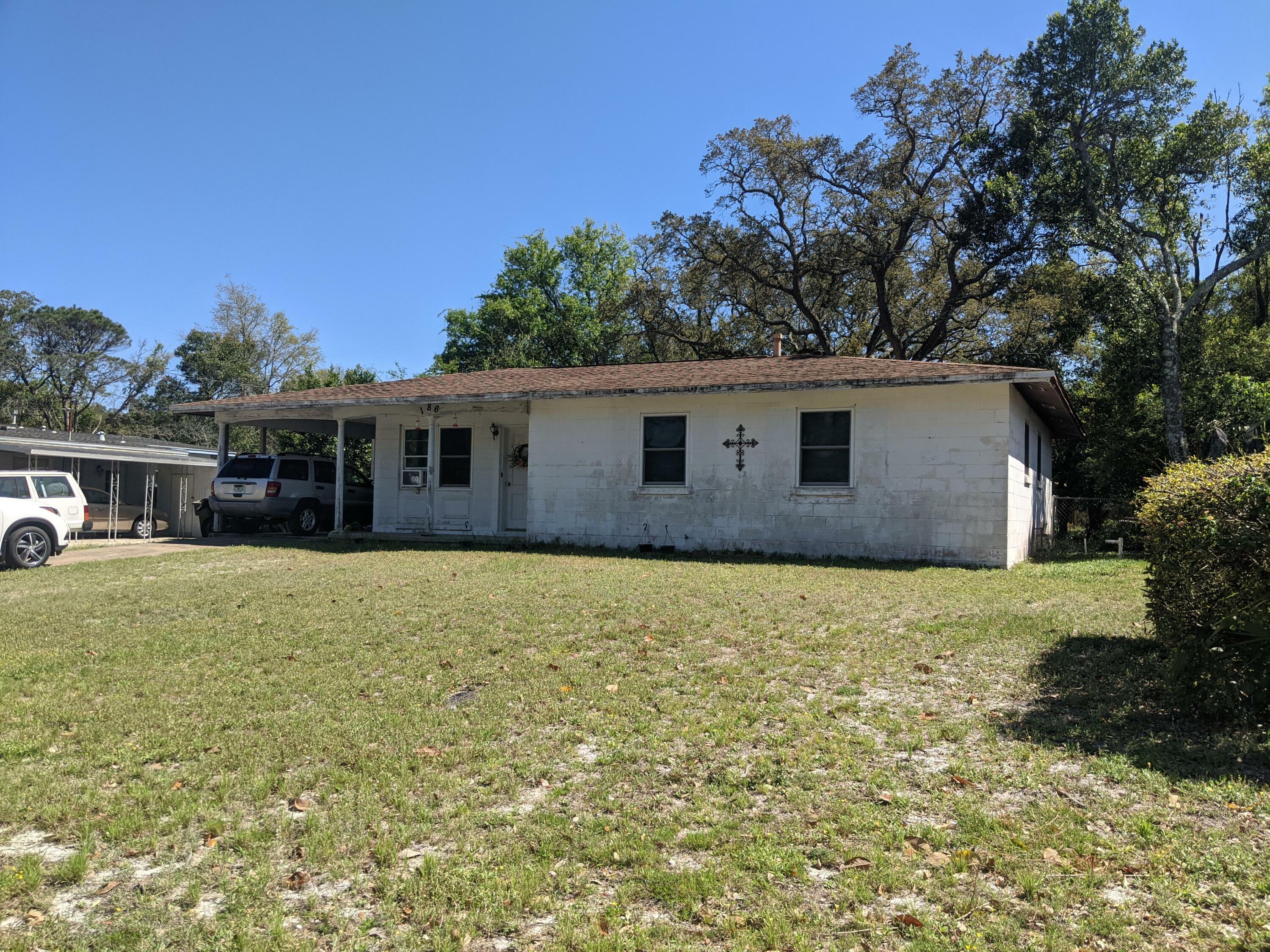 Property Photo:  186 SW Rose Marie Lane  FL 32548 