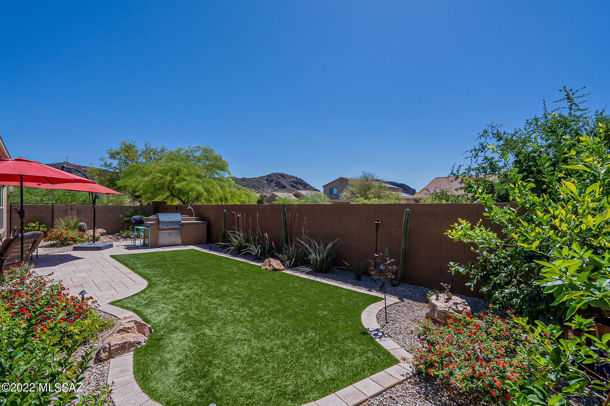 Property Photo: 8923 W Saguaro Skies Road AZ 85653
