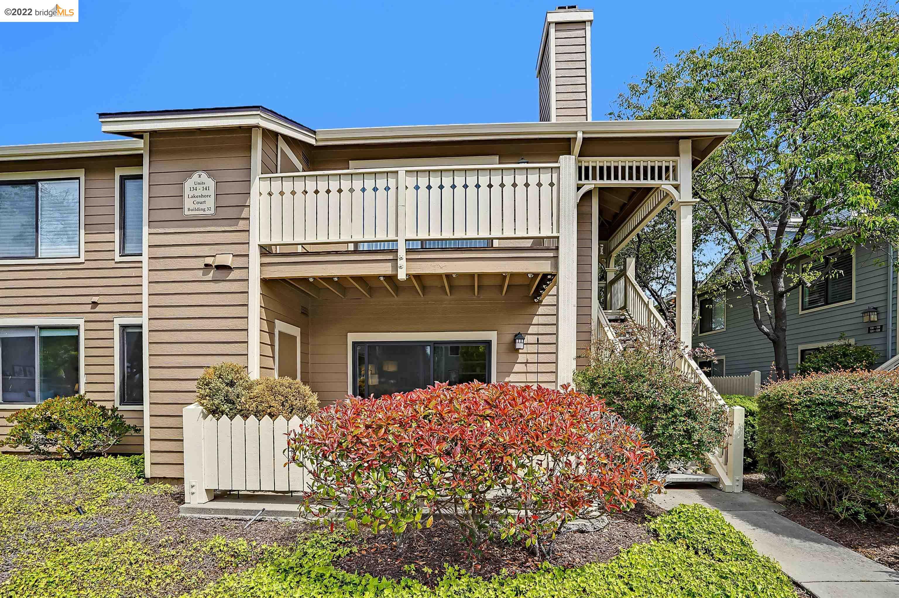 Property Photo: 141 Lakeshore Ct CA 94804