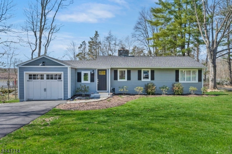 Property Photo: 919 E Walnut Dr NJ 07860