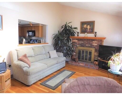 Property Photo:  44 Emsley Terrace  MA 01844 