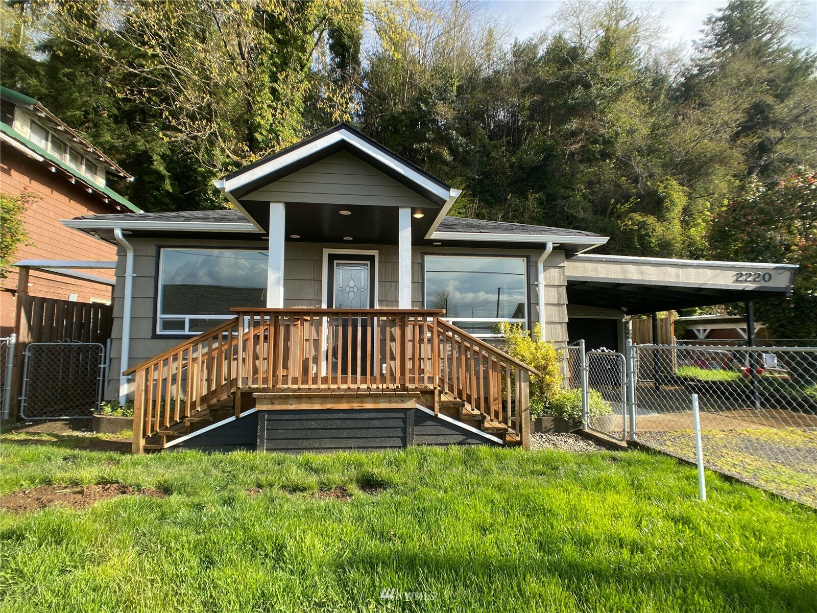 Property Photo:  2220 W 5th Street  WA 98520 