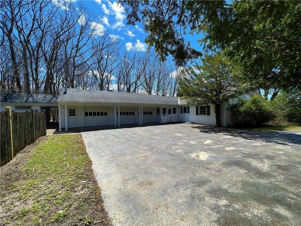 Property Photo: 28 Park Lane South NY 14052