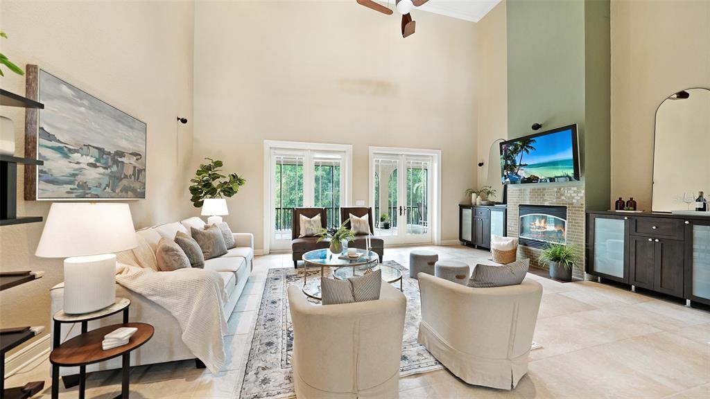Property Photo: 5215 Siesta Cove Drive FL 34242