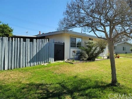 2018 S Park Avenue  Pomona CA 91766 photo