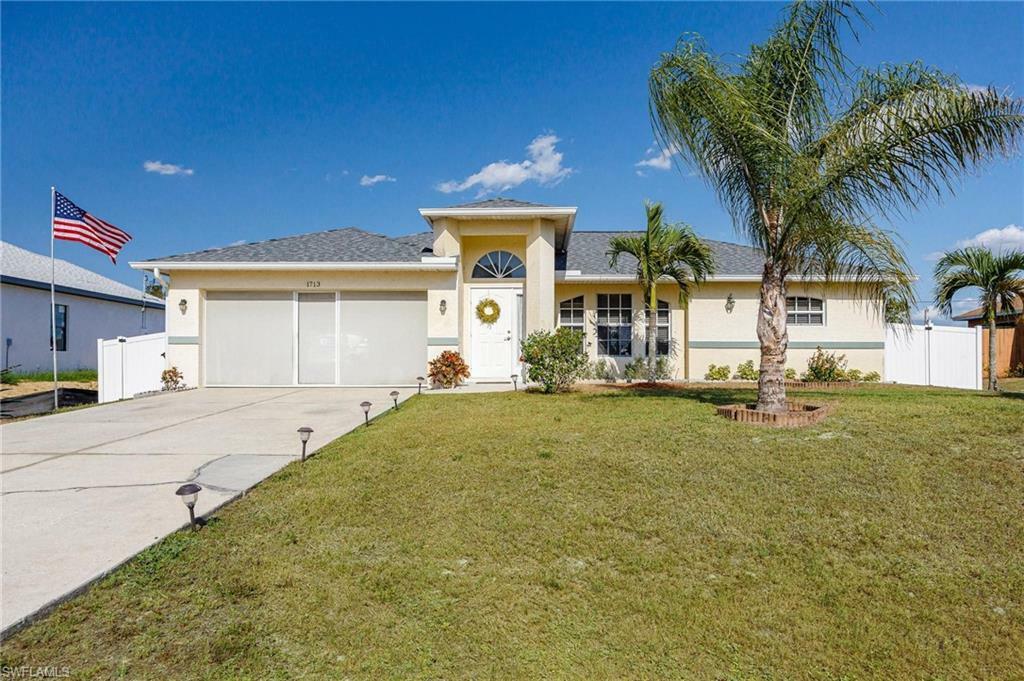Property Photo: 1713 NE 5th Avenue FL 33909