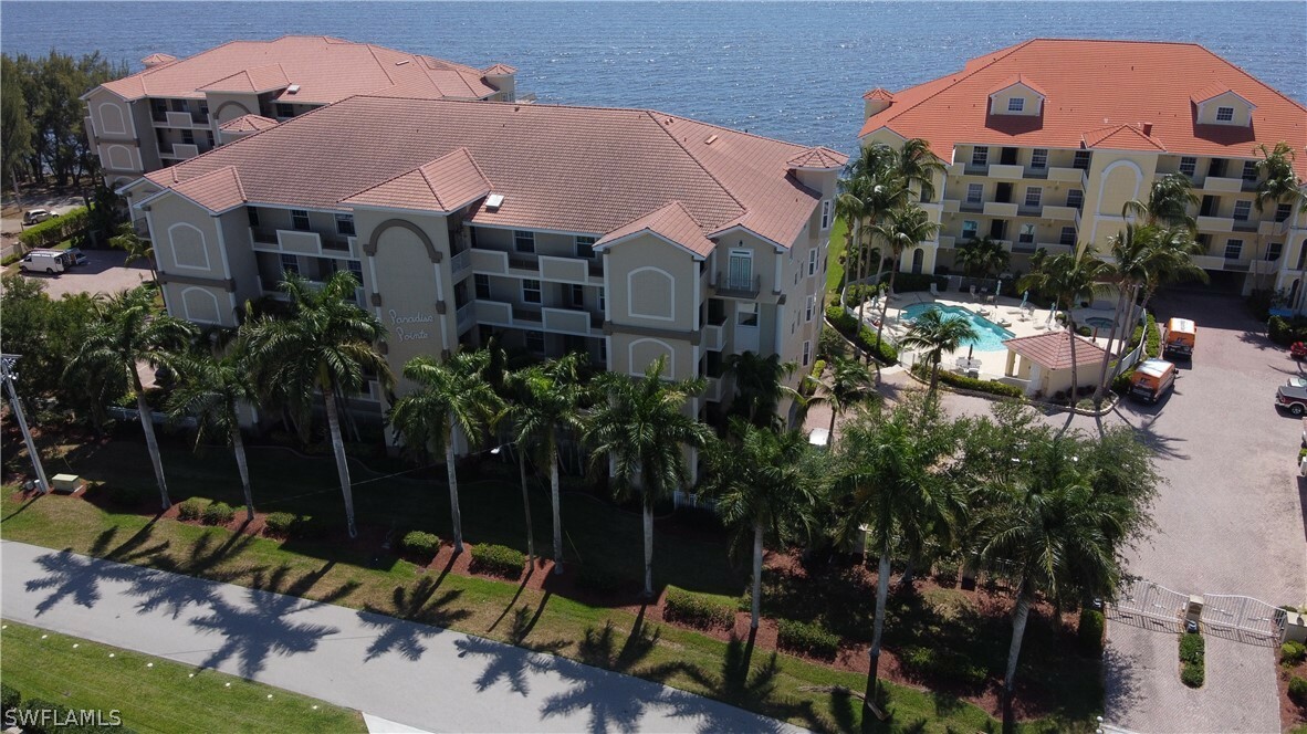 Property Photo: 4235 SE 20th Place C203 FL 33904