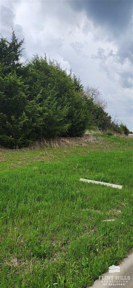 Property Photo: 4130 Scenic Crossing KS 66503