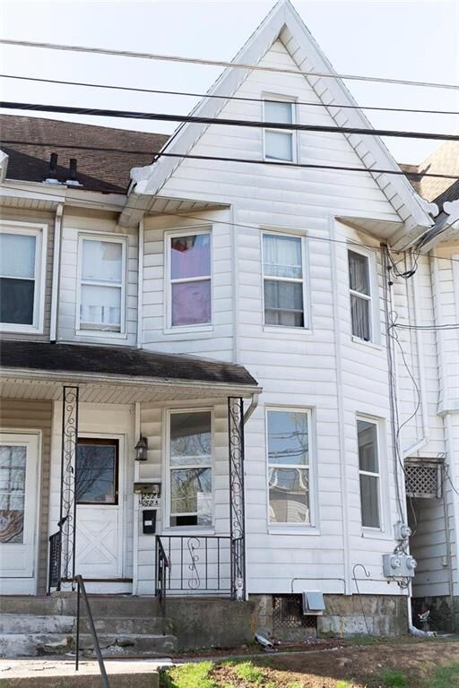 Property Photo:  252 West Madison Street  PA 18042 