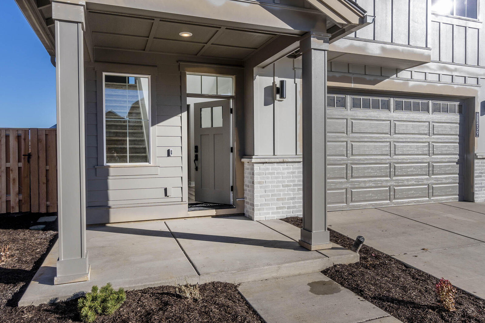 Property Photo: 1139 NE Henry Drive OR 97754