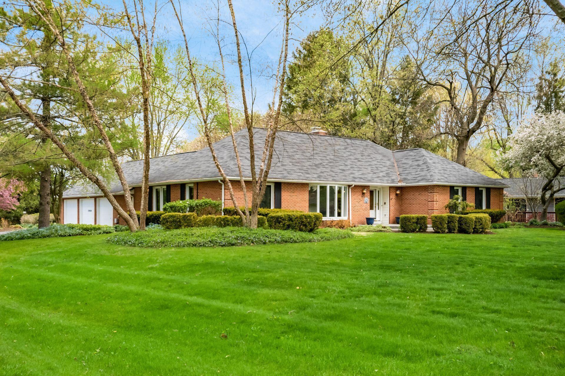 Property Photo: 3980 Saturn Road OH 43026