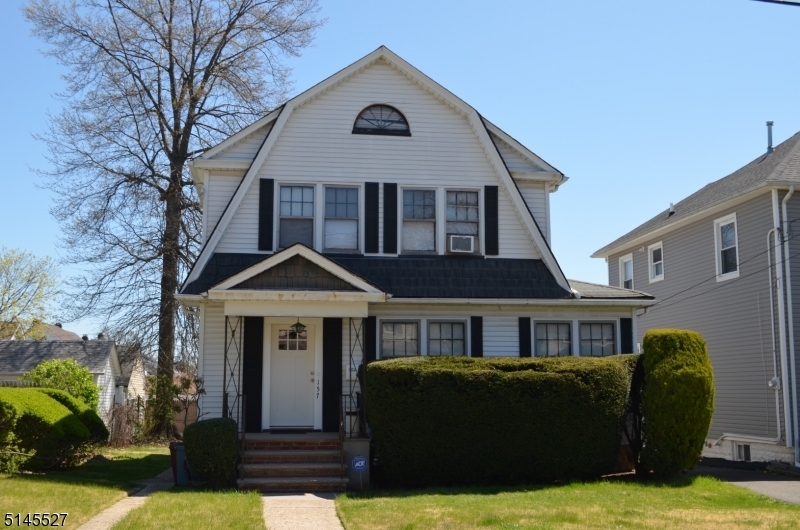 Property Photo:  157 Hillside Rd  NJ 07208 