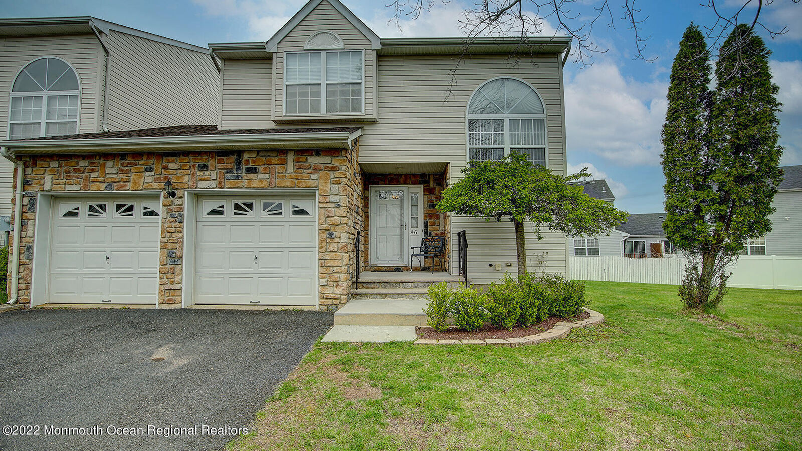 Property Photo:  46 Kingfisher Court  NJ 07746 