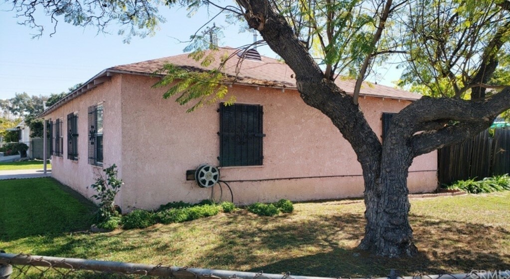 Property Photo: 502 E 182nd Street CA 90746