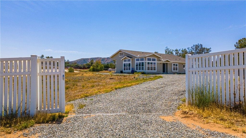 Property Photo:  16887 Birds Eye Drive  CA 92570 