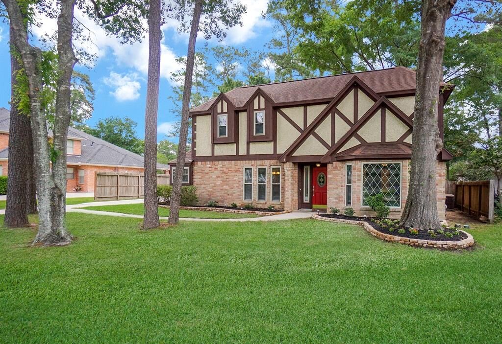 Property Photo:  15216 Long Oak Drive  TX 77070 