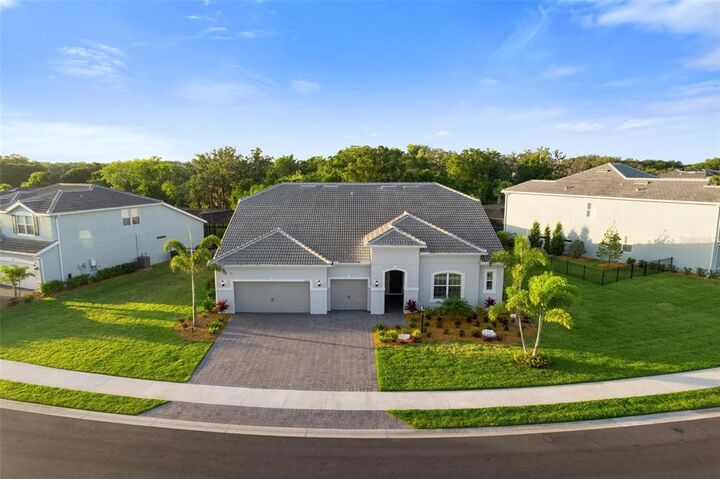 Property Photo:  12212 Cranston Way  FL 34211 