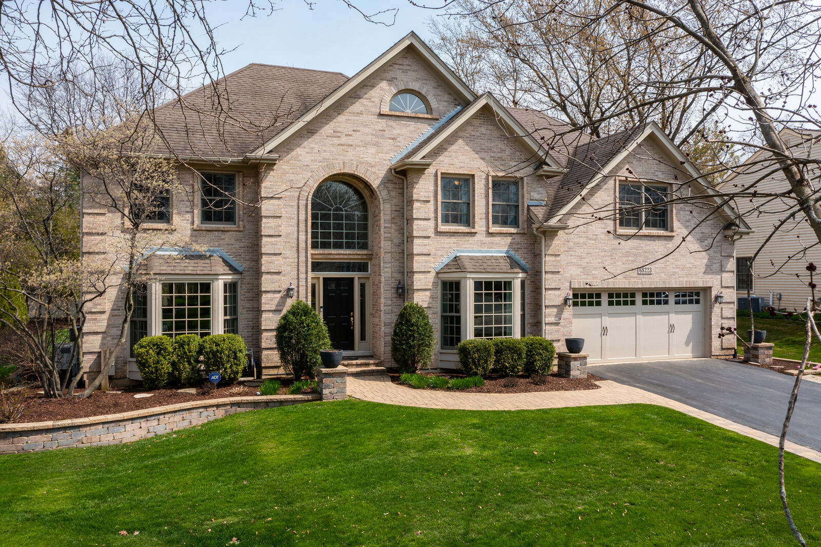 Property Photo:  6S223 New Castle Road  IL 60540 