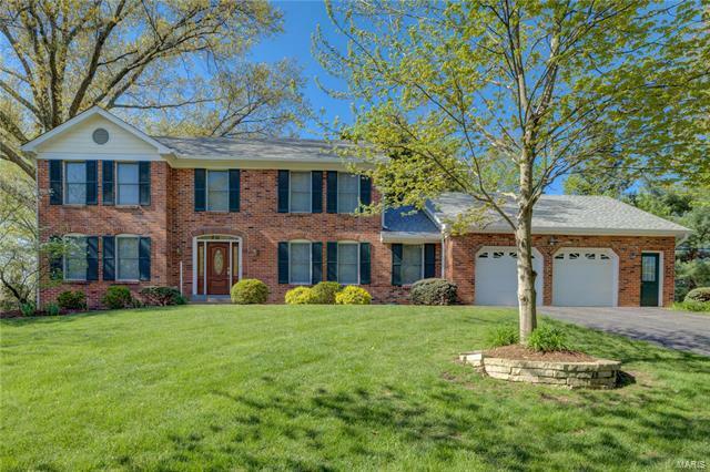 273 Greenbriar Estates Drive  St Louis MO 63122 photo