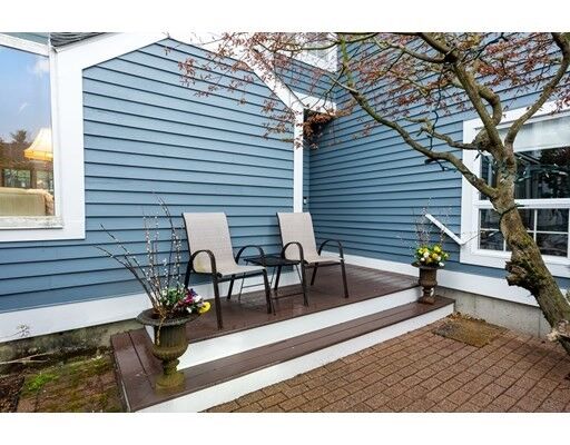 Property Photo:  15 Kings Way 11  MA 02451 