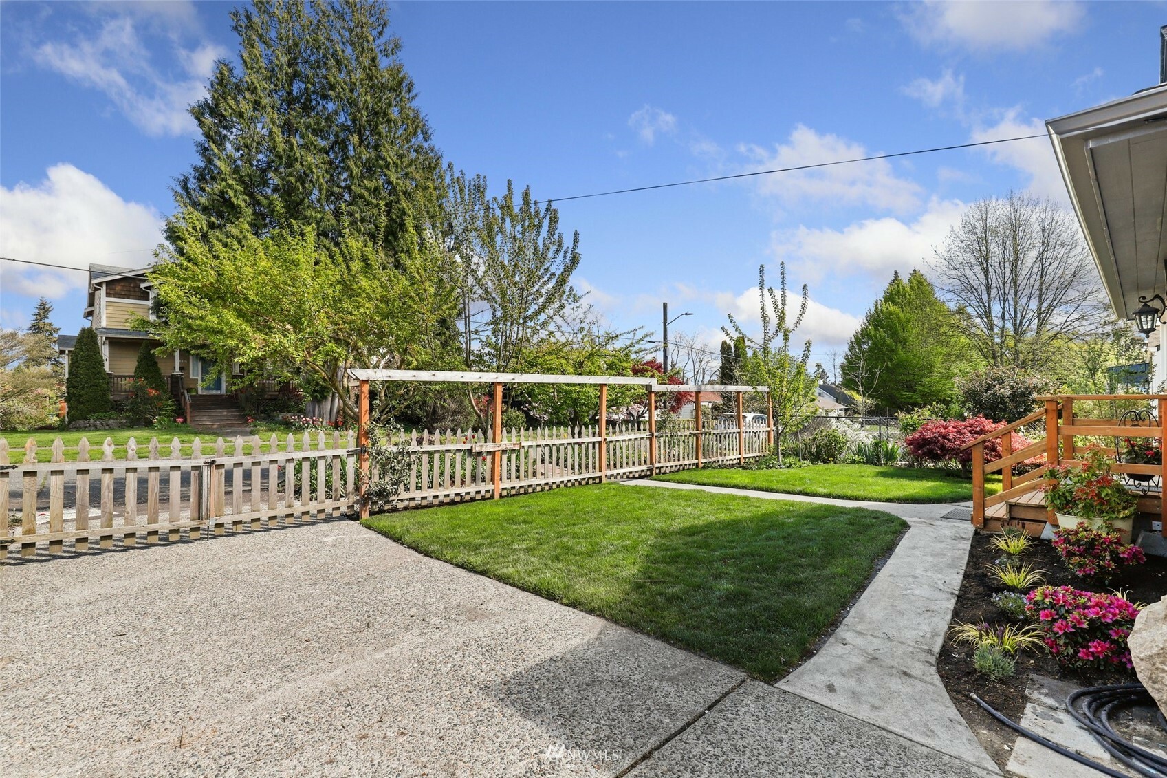 Property Photo:  8817 37th Avenue SW  WA 98126 