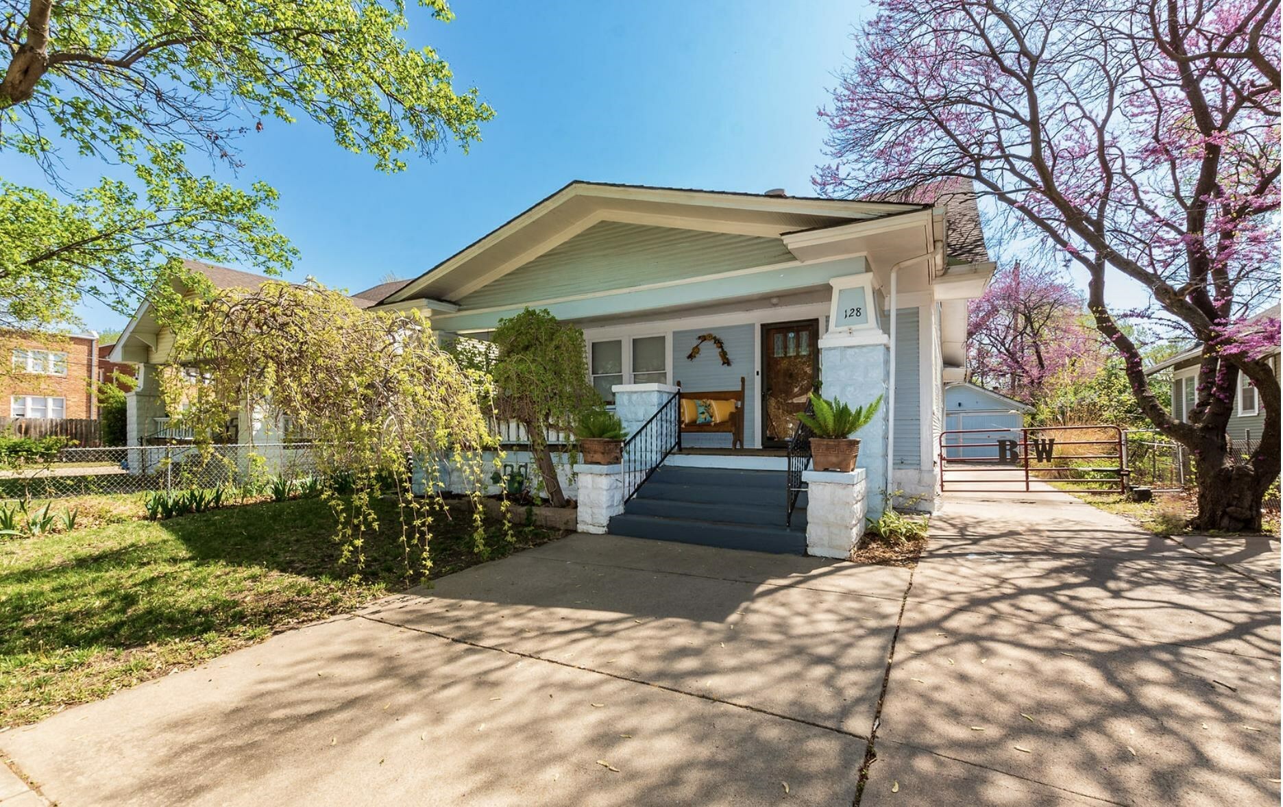 Property Photo:  128 S Estelle St  KS 67211 