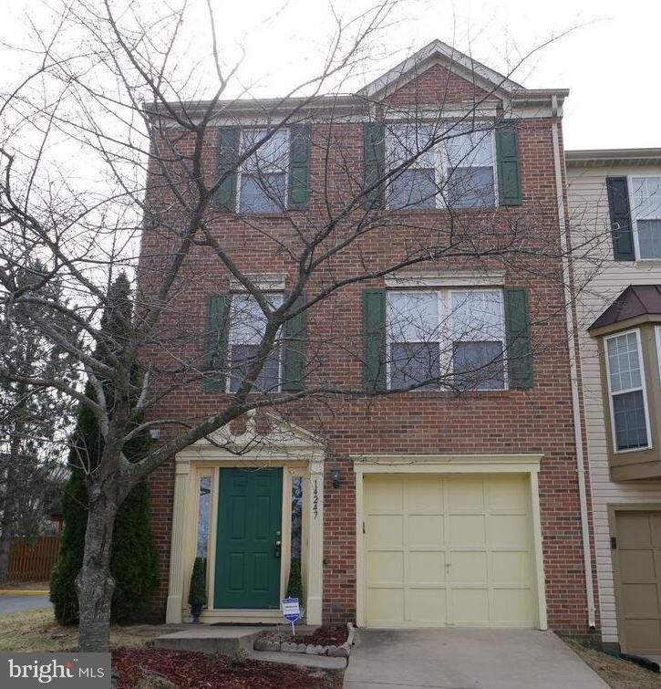 Property Photo:  14247 Glade Spring Dr  VA 20121 