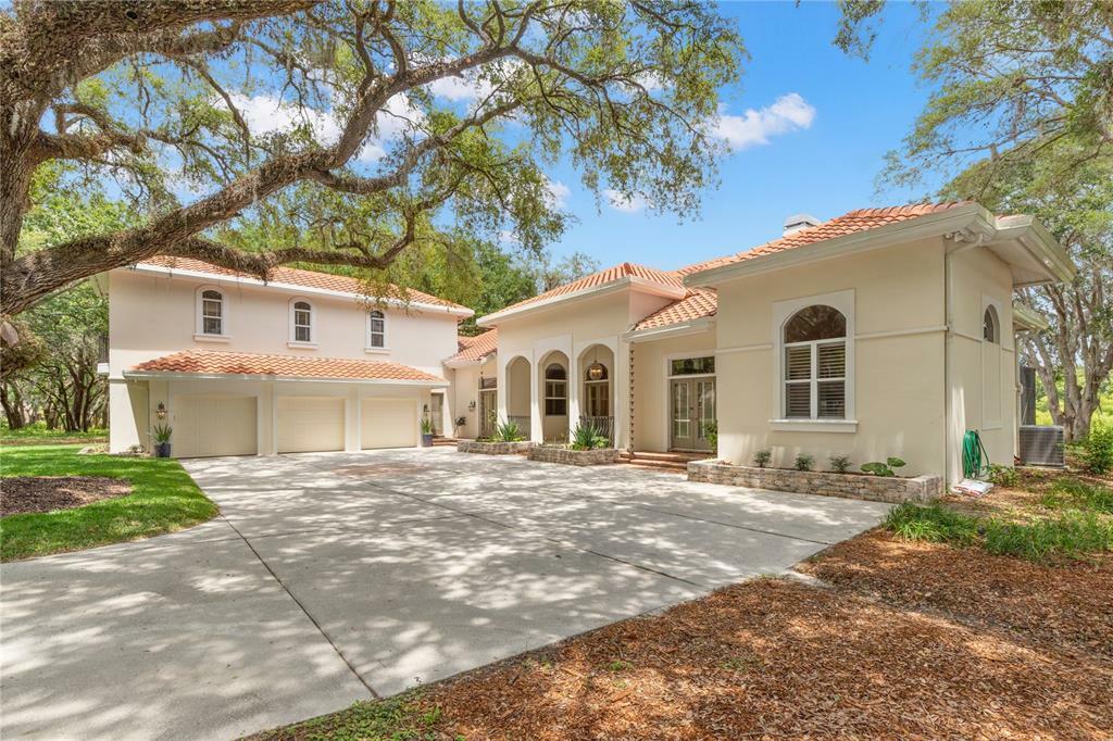 Property Photo:  5212 Golf Links Boulevard  FL 33541 