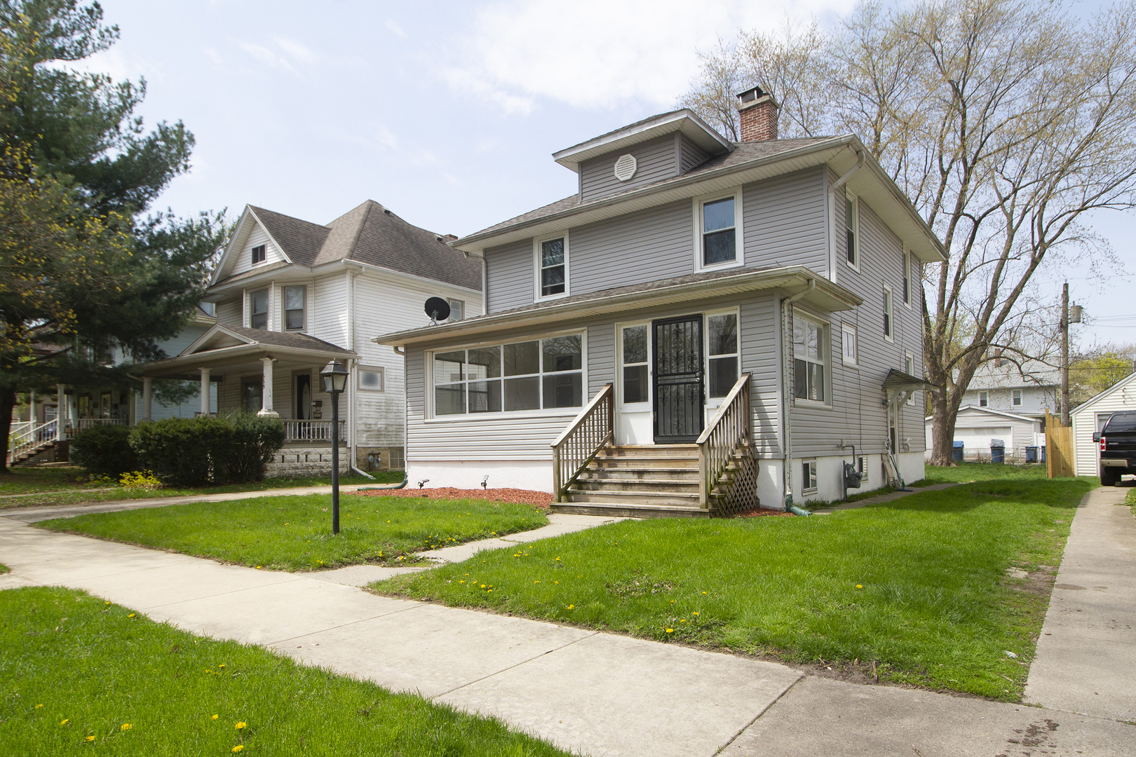 Property Photo:  653 S Wildwood Avenue  IL 60901 