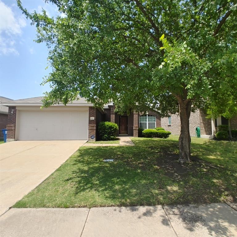 Property Photo: 1003 Hockley Lane TX 75126