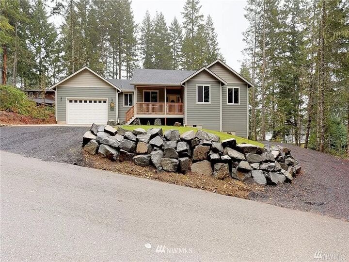 Property Photo:  20 E Laurel Park  WA 98592 