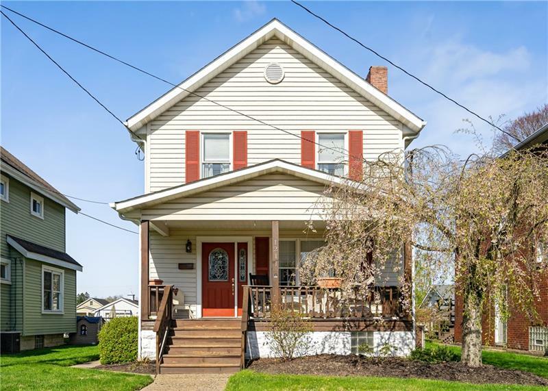 Property Photo:  1211 Dallas Ave  PA 15065 