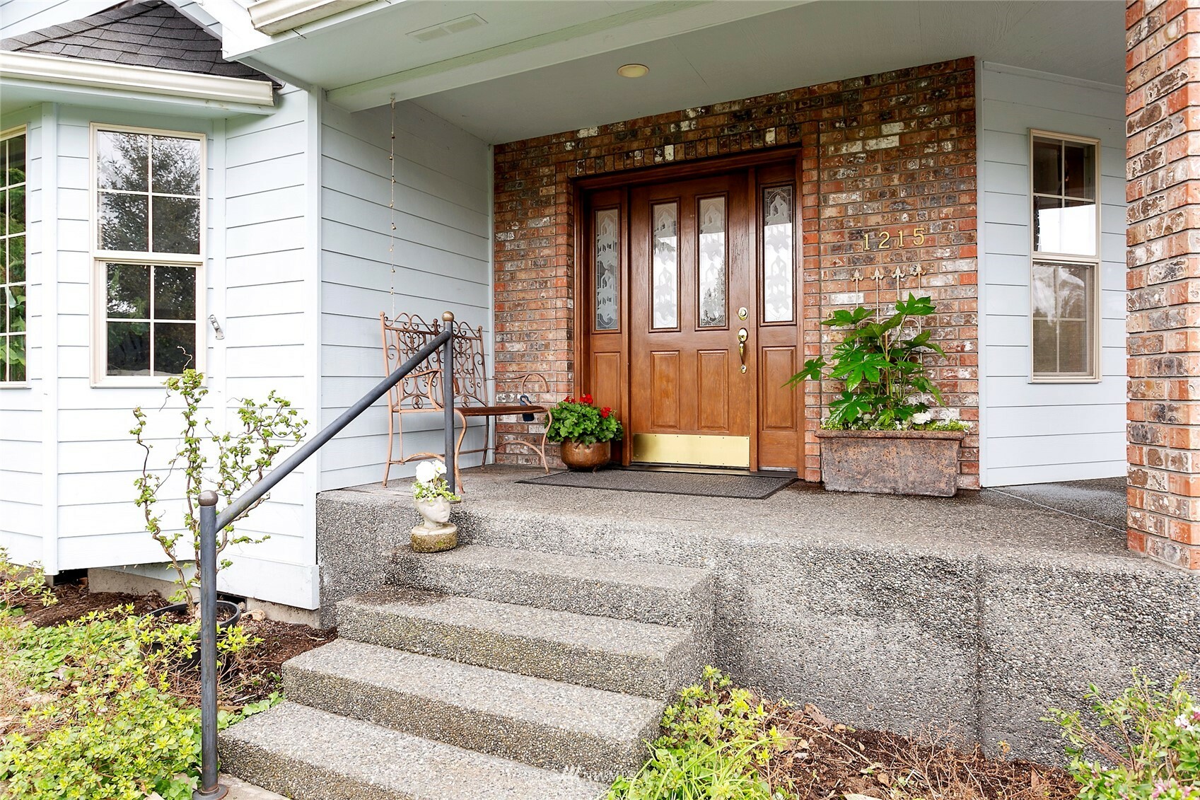 Property Photo: 1215 Broad Street WA 98229