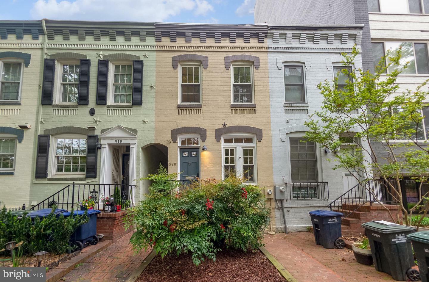 Property Photo:  920 25th Street NW  DC 20037 
