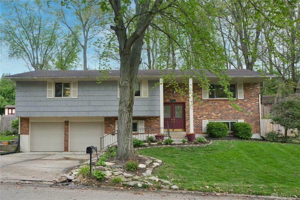 Property Photo: 6243 Rivercliff Lane OH 45449