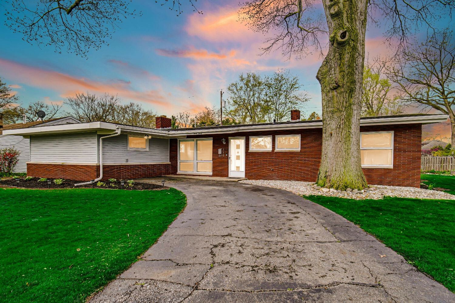 Property Photo: 330 Beverly Court IN 46360