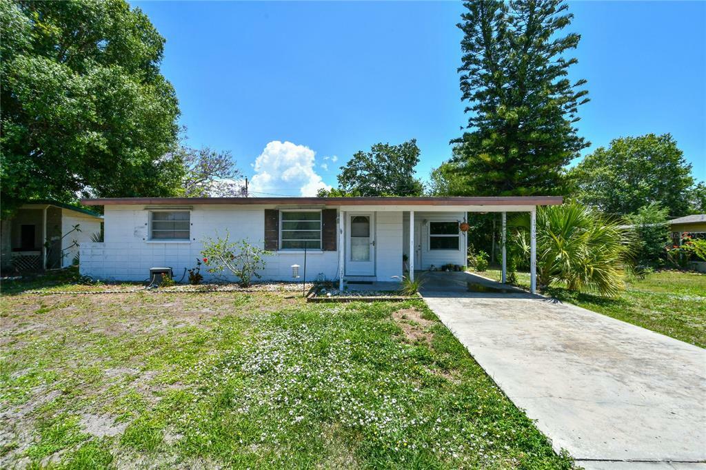 Property Photo:  1793 Banyan Drive  FL 34293 