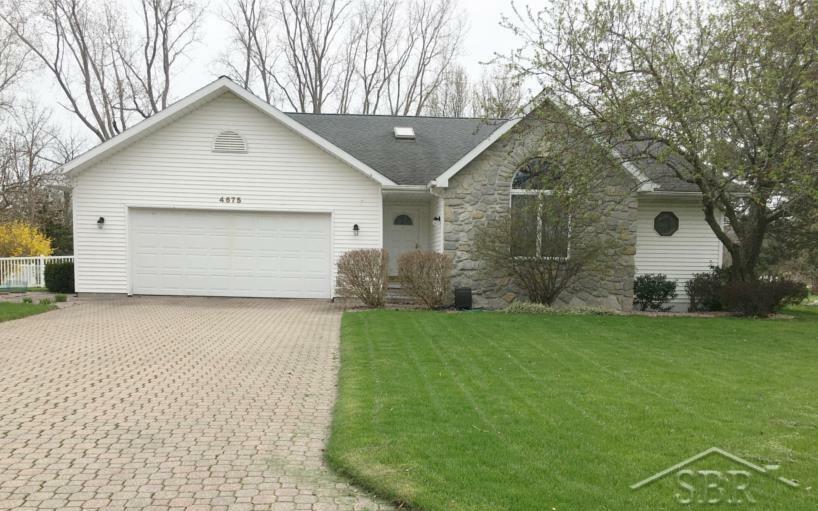 Property Photo:  4675 Still Meadow  MI 48603 