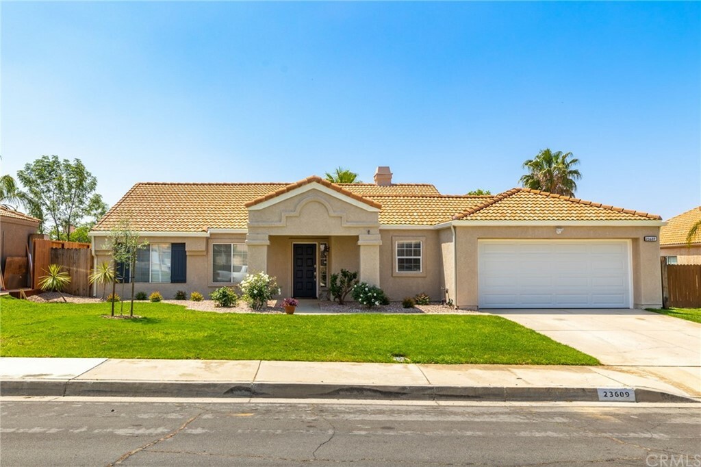 Property Photo:  23609 Breezy Meadow Court  CA 92557 